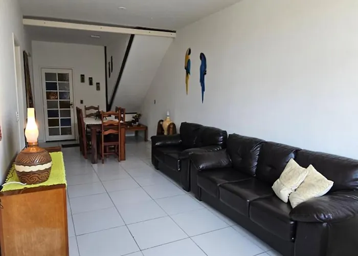 Amplo apartamento próximo da praia Cabo Frio